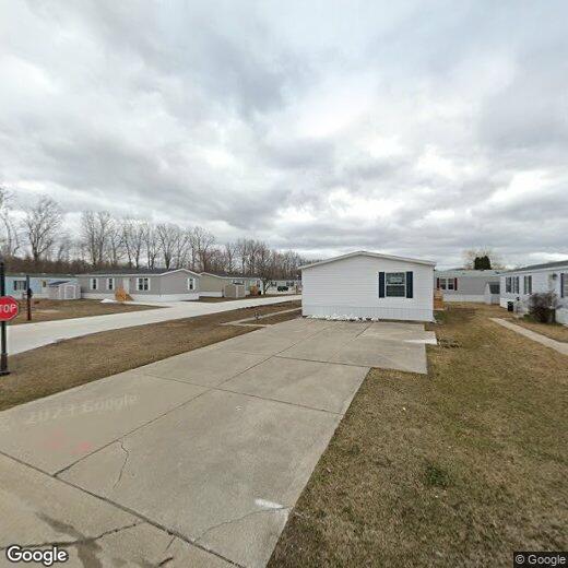 Foto principal - 9144 Windward Dr