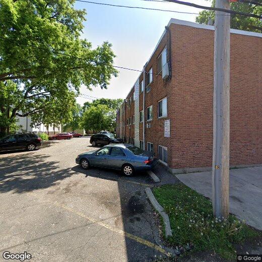 Primary Photo - Lakeview Apts