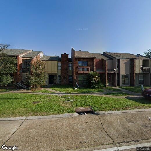 Primary Photo - 1704 Chimney Wood Ln