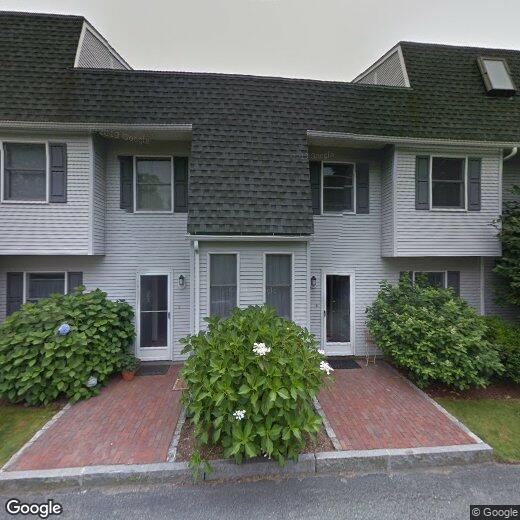 364 Bellevue Ave Unit B2, Newport, RI 02840 Condo for Rent in Newport