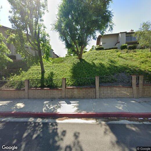 Foto principal - 901 Golden Springs Dr