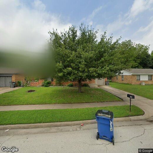 Foto principal - 310 Hilltop Ln