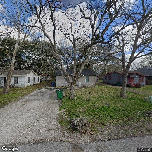 Primary Photo - 1032 N Arcola St