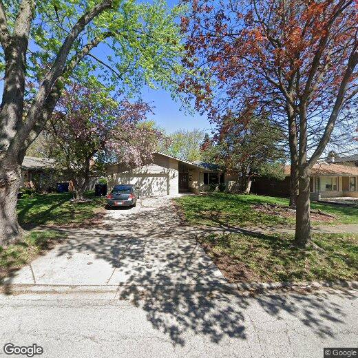 Primary Photo - 4130-B Oakwood Village