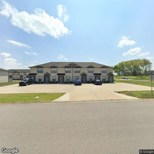 Primary Photo - 96 Holland Dr.