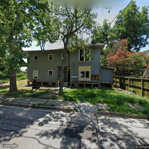 Foto principal - 209 W 6th St