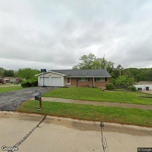 2615 Frances Ave, St. Louis, MO 63114 House for Rent in St. Louis, MO