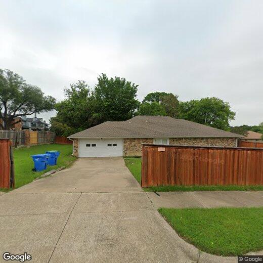 Foto principal - 5401 Edgewater Cir