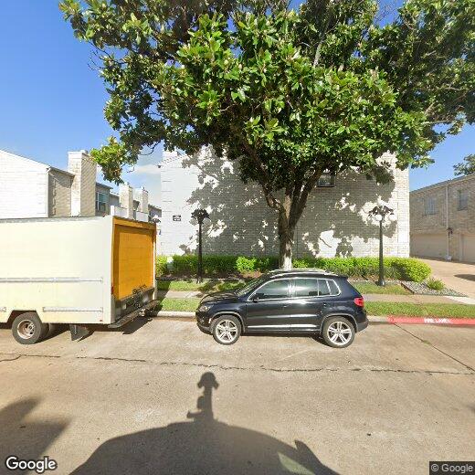 Foto principal - 3800 Tanglewilde St