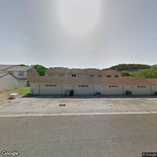 1916 Leslie Dr, Kerrville, TX 78028 House Rental in Kerrville, TX