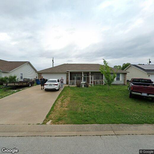 611 Westfield Pl Unit B, Gravette, AR 72736 Room for Rent in Gravette