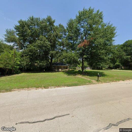 Foto principal - 204 S Birch St