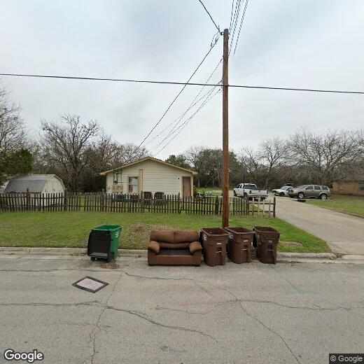 Primary Photo - 1024 N Pecos St
