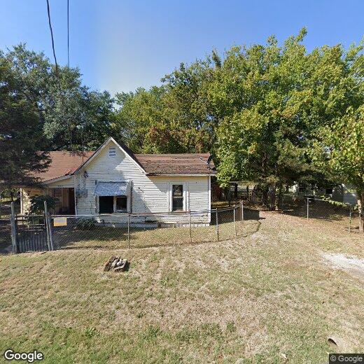 Primary Photo - 807 S Walnut St