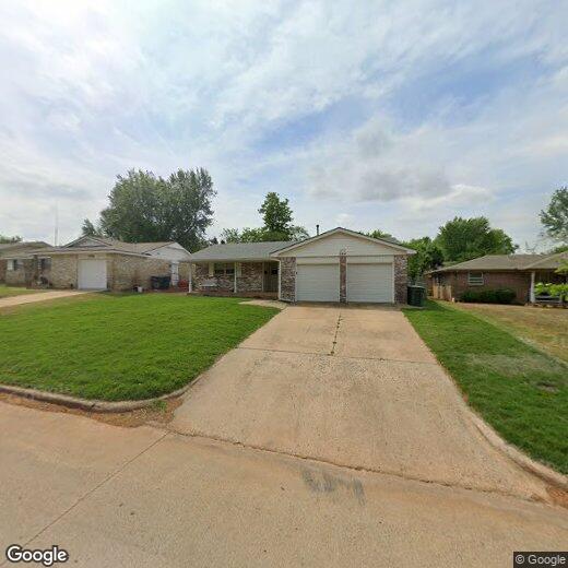 Foto principal - 704 Elmwood Dr