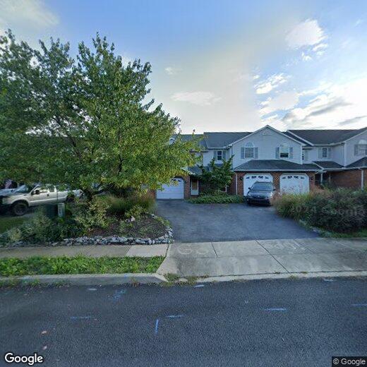 110 Pepperton Ct, Lititz, PA 17543 Townhome Rentals in Lititz PA