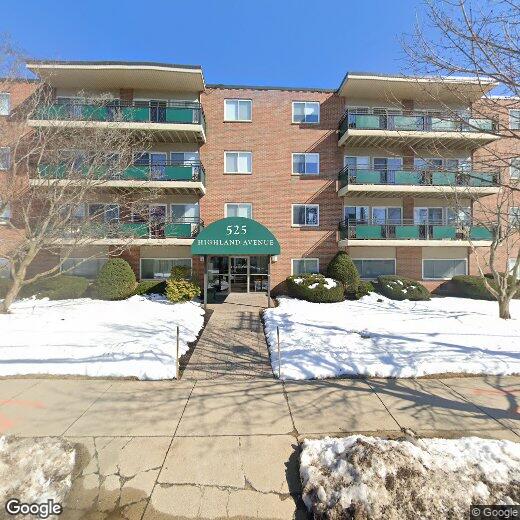 Primary Photo - 525 Highland Ave