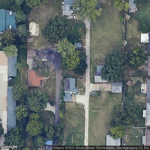 Primary Photo - 7923 S Rock Hill Rd