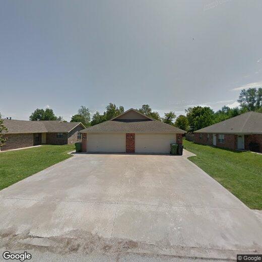 1953 S 18th St, Rogers, AR 72758 Townhome Rentals in Rogers AR