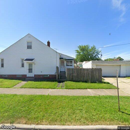 Primary Photo - 736 E 222nd St