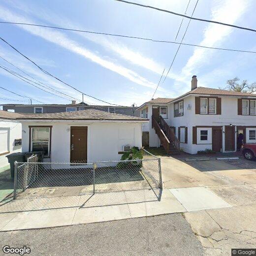 Primary Photo - 303 Taylor Ave
