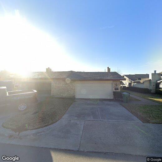 Primary Photo - 910 Harwood Rd