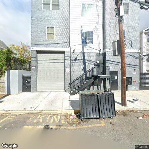 Foto principal - 197 12th Ave