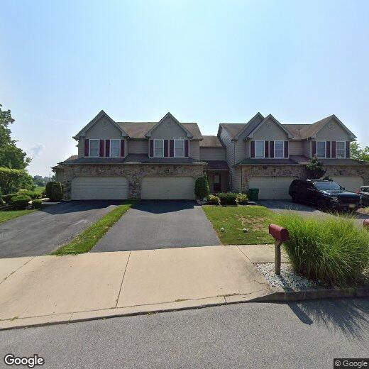 Primary Photo - 204 S Kathryn St