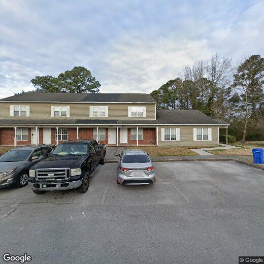 Primary Photo - 209 Palace Cir