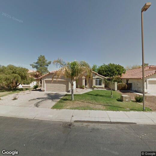 Primary Photo - 418 W Smoke Tree Rd
