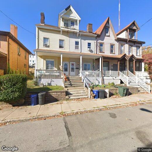 Primary Photo - 227 Henderson St