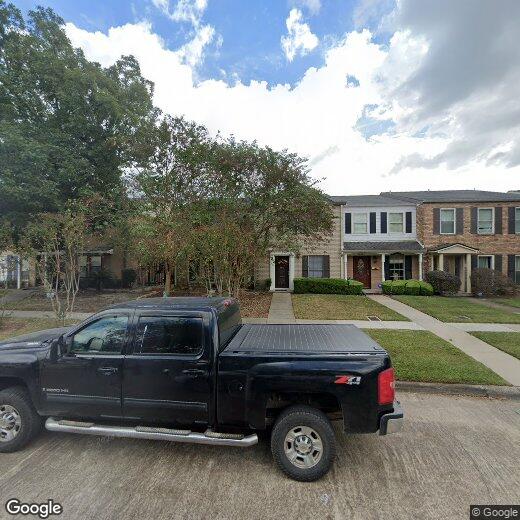 Primary Photo - 6349 Ivanhoe Ln