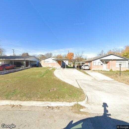 Primary Photo - 5320 Lovell Ave