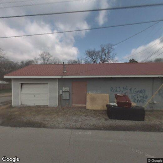 Primary Photo - 1018 School St