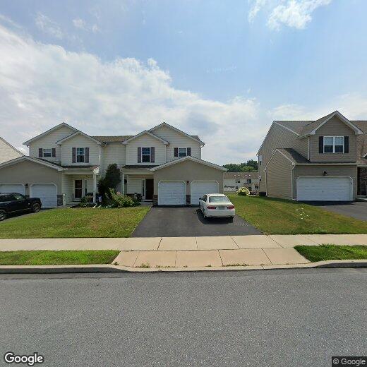 Foto principal - 915 Graystone Cir