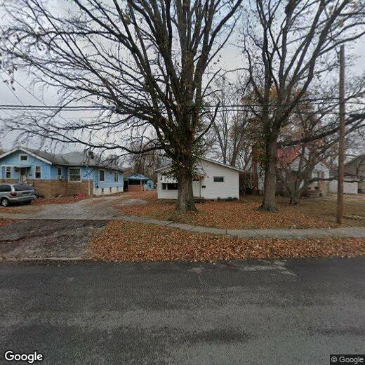 Primary Photo - 710 E Park St
