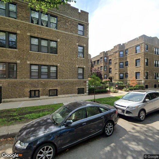 Primary Photo - 2 bedroom in Chicago IL 60657