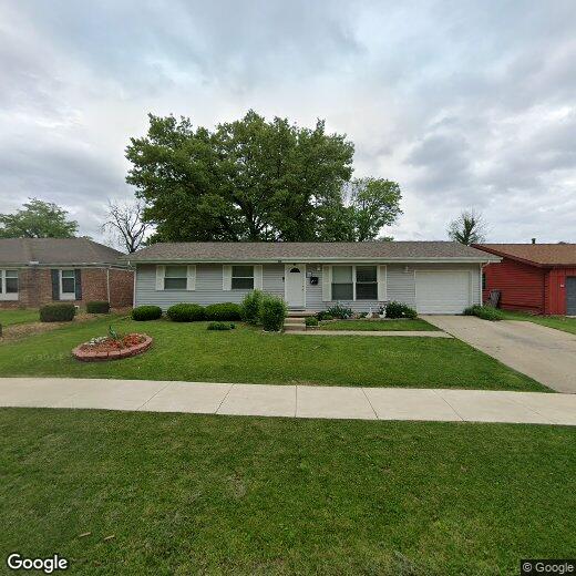 950 Edgar Dr Unit 7, Charleston, IL 61920 Condo for Rent in