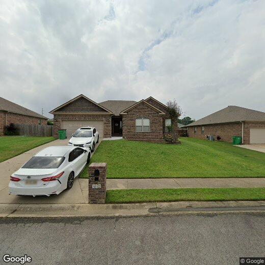 Primary Photo - 502 Rolling Creek Dr