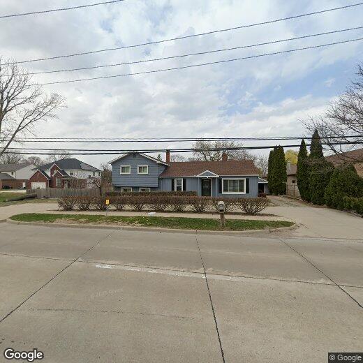 Primary Photo - 3 br, 2 bath House - 835 E Long Lake Rd