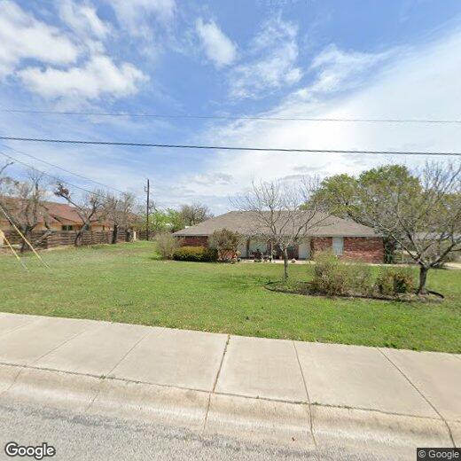 Foto principal - 1001 N Hackberry St