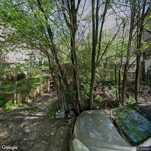 Primary Photo - Cozy 3 Bedroom home in McKees Rocks availa...