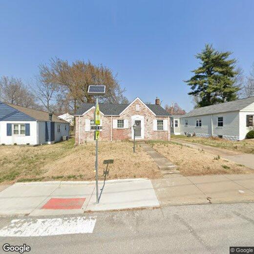 Primary Photo - 8661 Litzsinger Rd