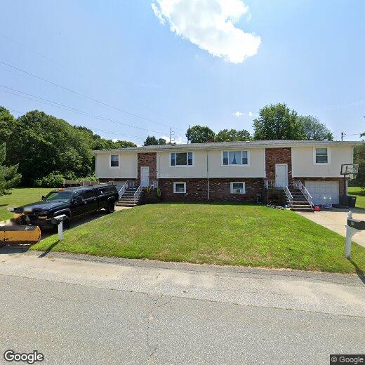 79 E Beardsworth Rd, Tiverton, RI 02878 Townhouse for Rent in