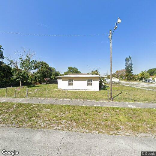 Primary Photo - 1100 NW 143rd St