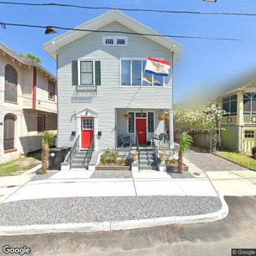 2819 Soniat St, New Orleans, LA 70115 Townhouse for Rent in New