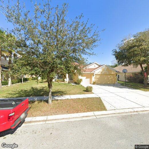 Foto principal - 16829 Midsummer Ln