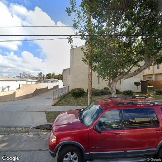 Primary Photo - 320 W 220th St