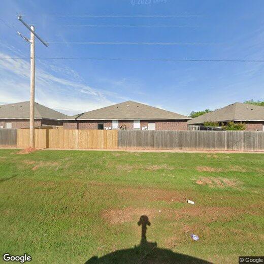 1304 Garden Gate Dr, Oklahoma City, OK 73099 Townhome Rentals in