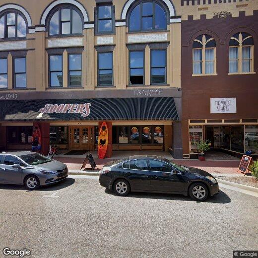 Primary Photo - 219 Broadway St